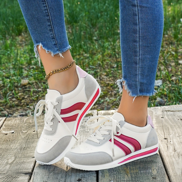 LUNAWALK™ SNEAKERS