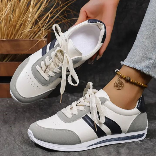 LUNAWALK™ SNEAKERS