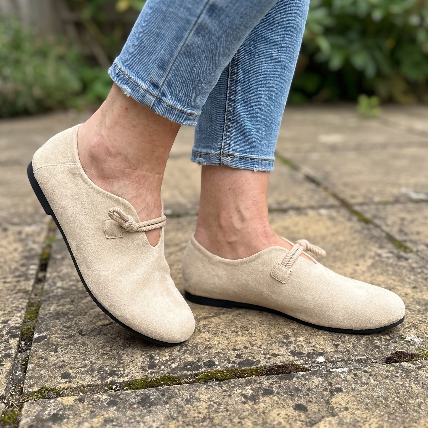 AVELINE CLASSIC LEATHER LOAFERS