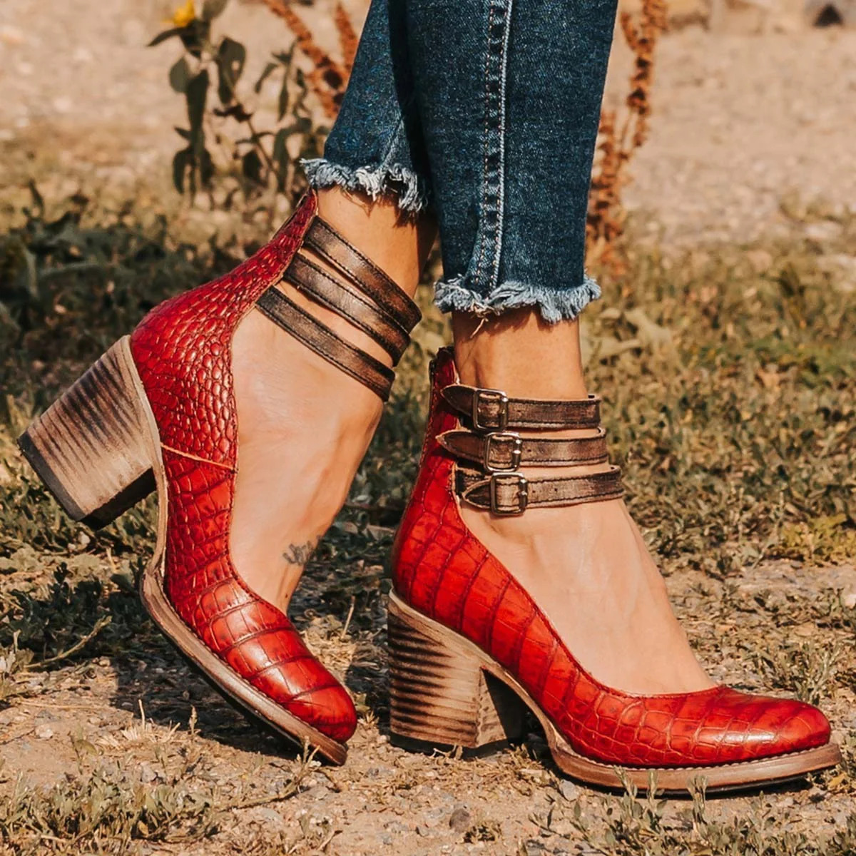 VERONA™ VINTAGE ANKLE STRAP SANDAL HEELS