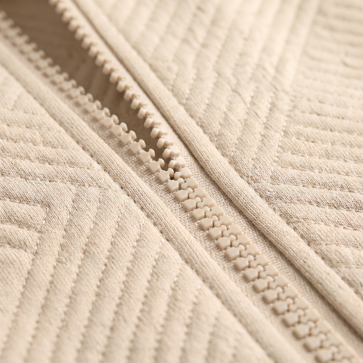 CRESSWELL LIGHTWEIGHT ZIP CARDIGAN