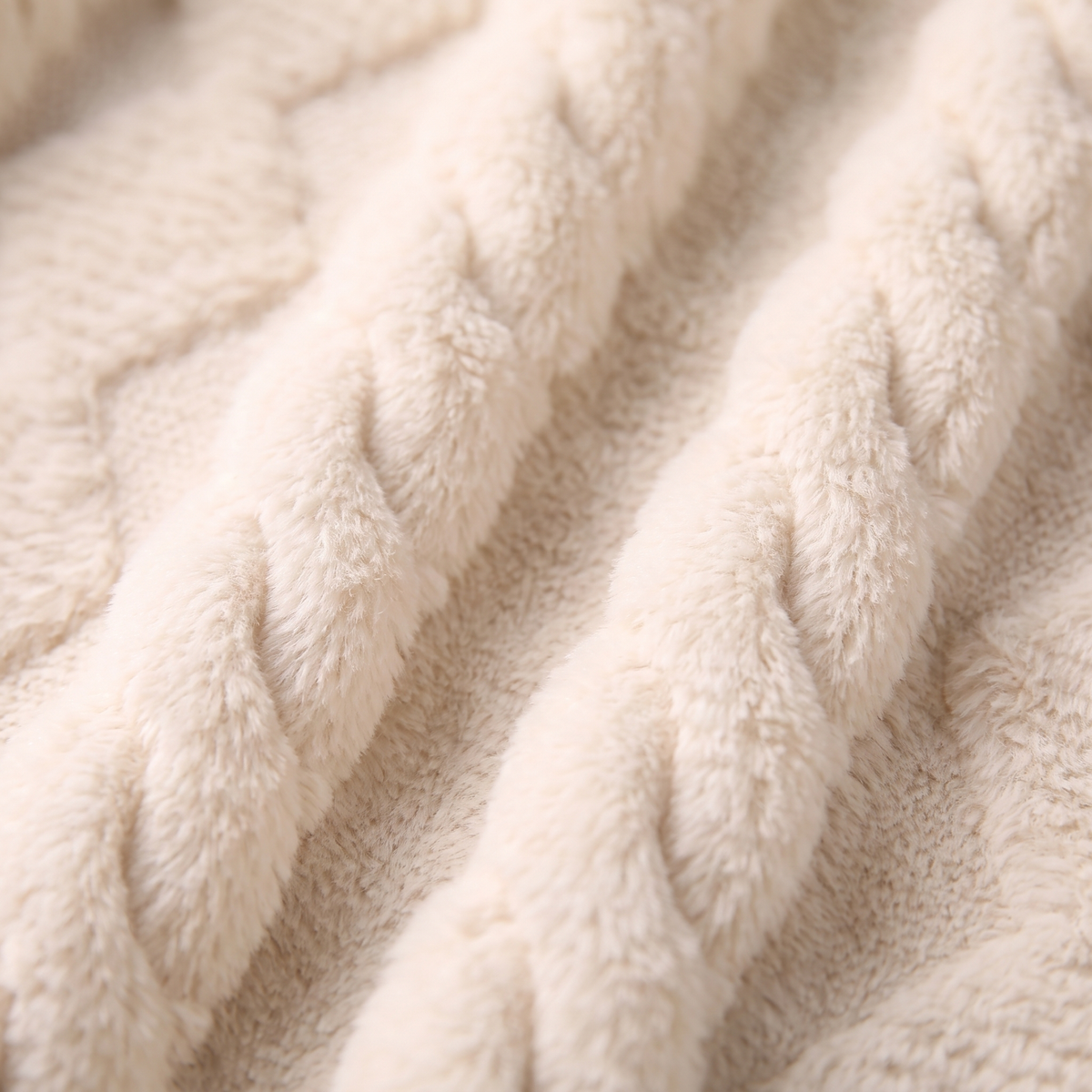 DULCIE COSY HOODED WINTER JACKET