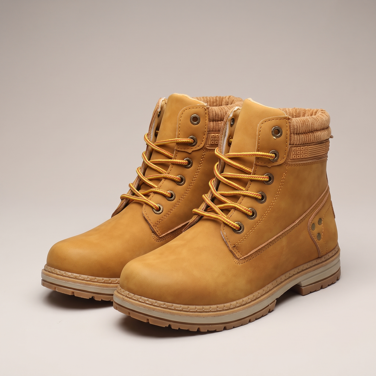ELSIE CHUNKY SOLE WINTER BOOTS