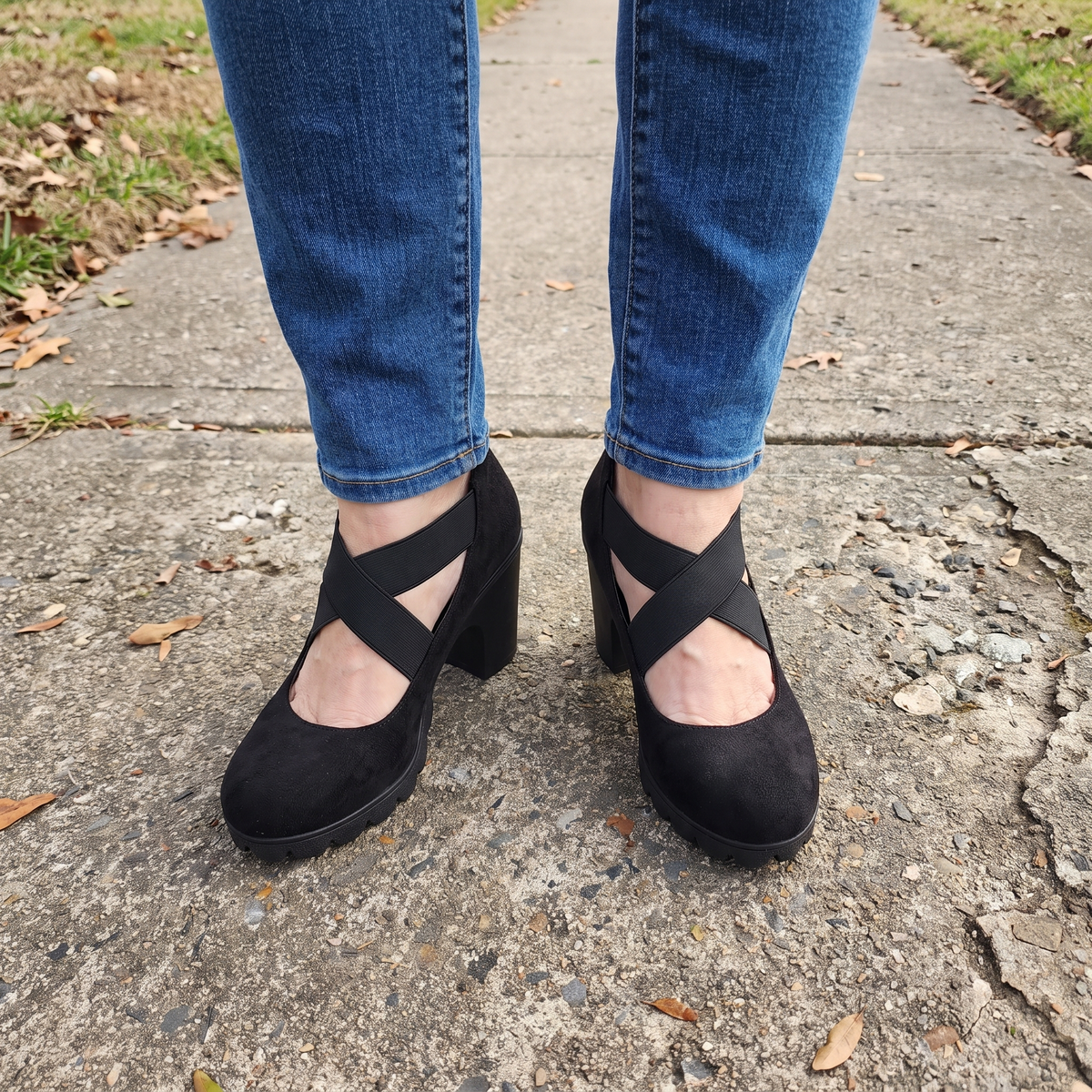 ELEGANT COMFORT BLOCK HEEL SHOES