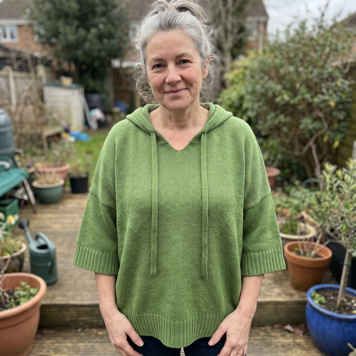 SOFT DRAPE HOODED JUMPER