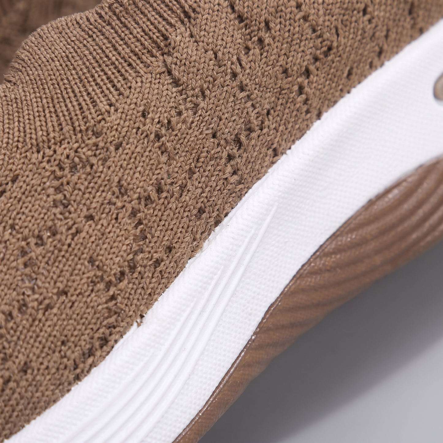 CELESTE COMFORT WALKING SHOES