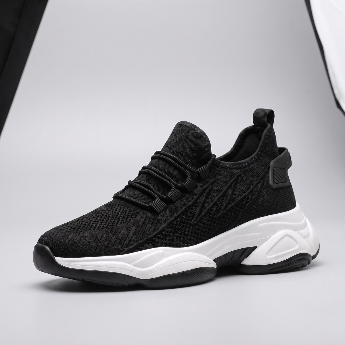 LIGHTSTEP SUPPORT TRAINERS
