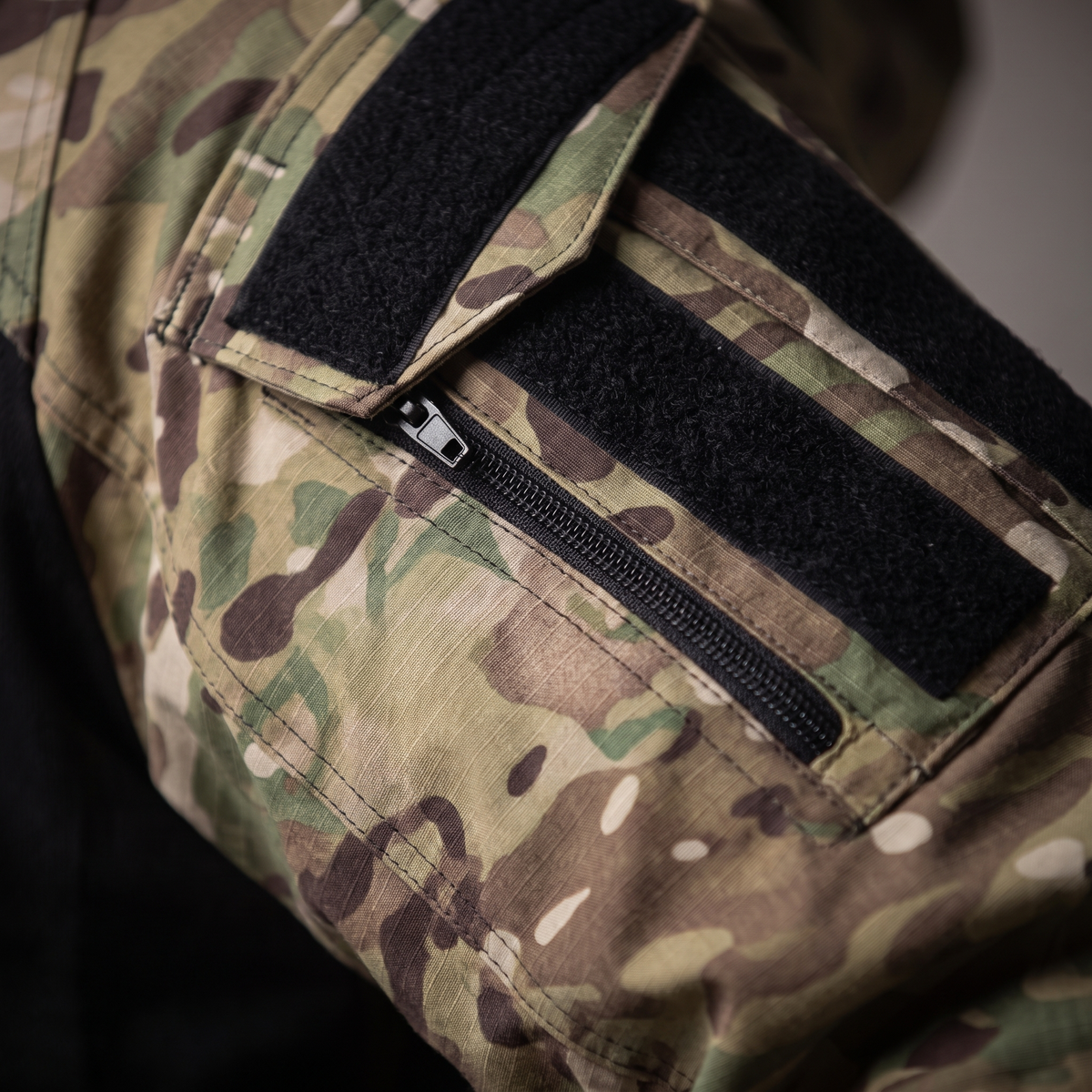 HEAVY-DUTY FIELD HOODED JACKET