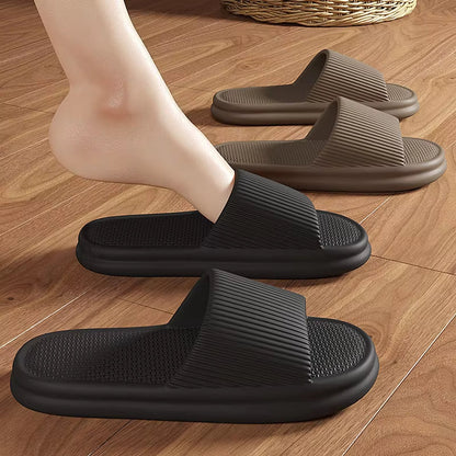 MELLO SOFT RIBBED SLIDES