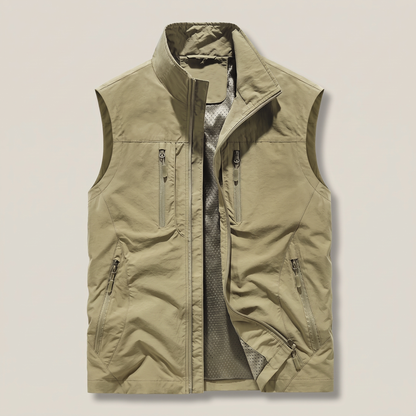 LIGHTWEIGHT ADVENTURE VEST