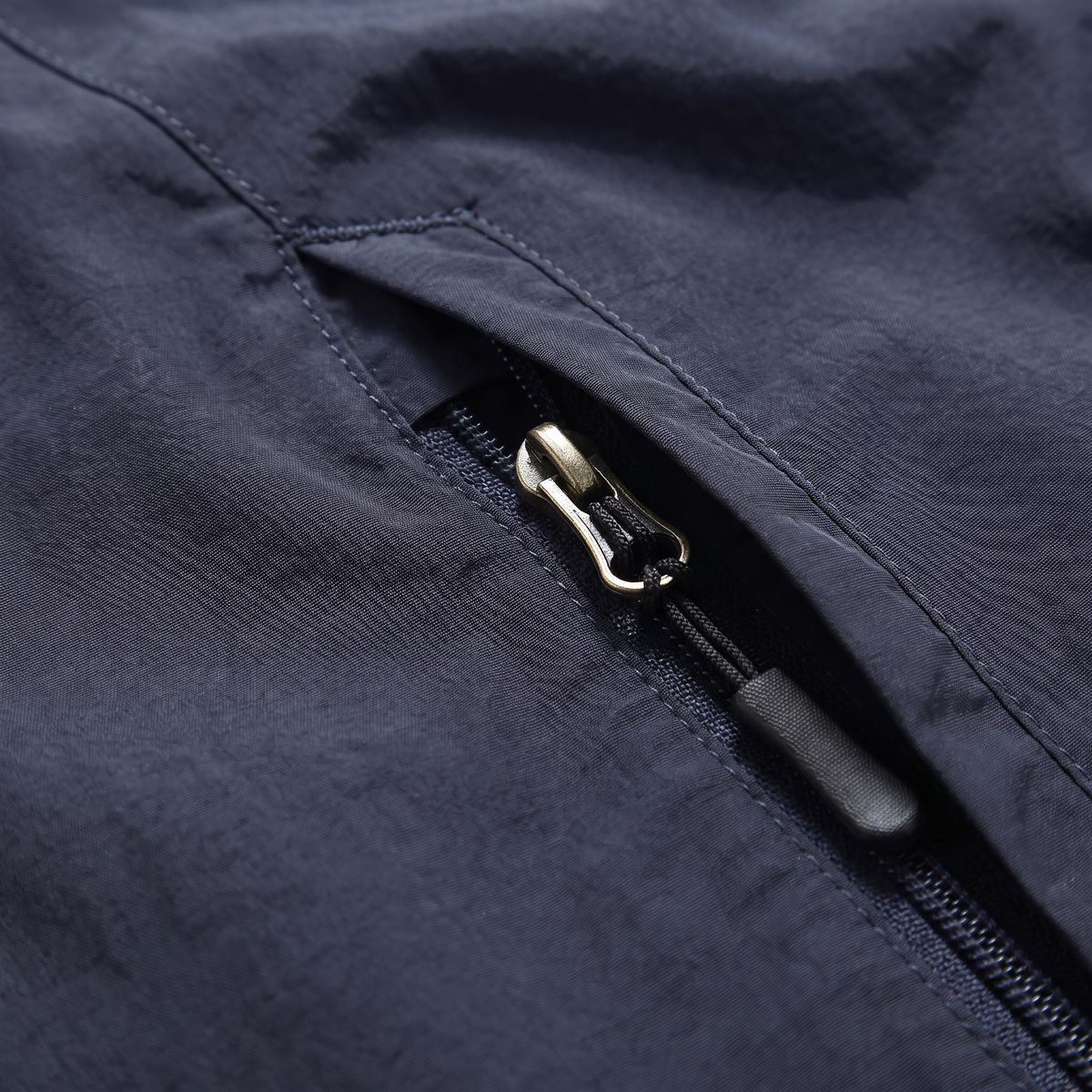 LIGHTWEIGHT ADVENTURE VEST