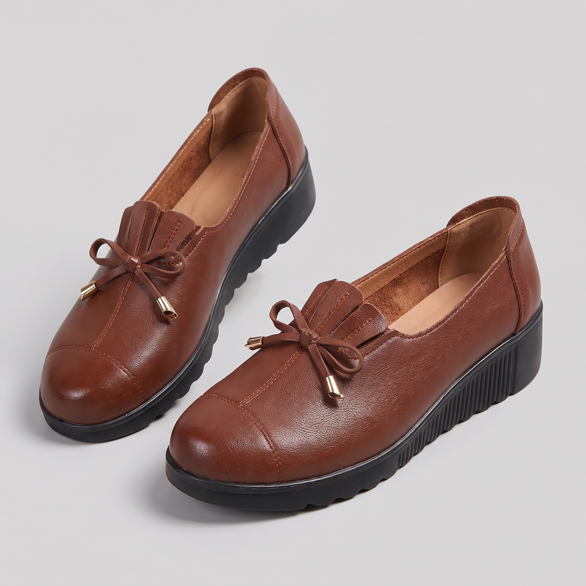 WIDE FIT SUPPORT LOAFERS