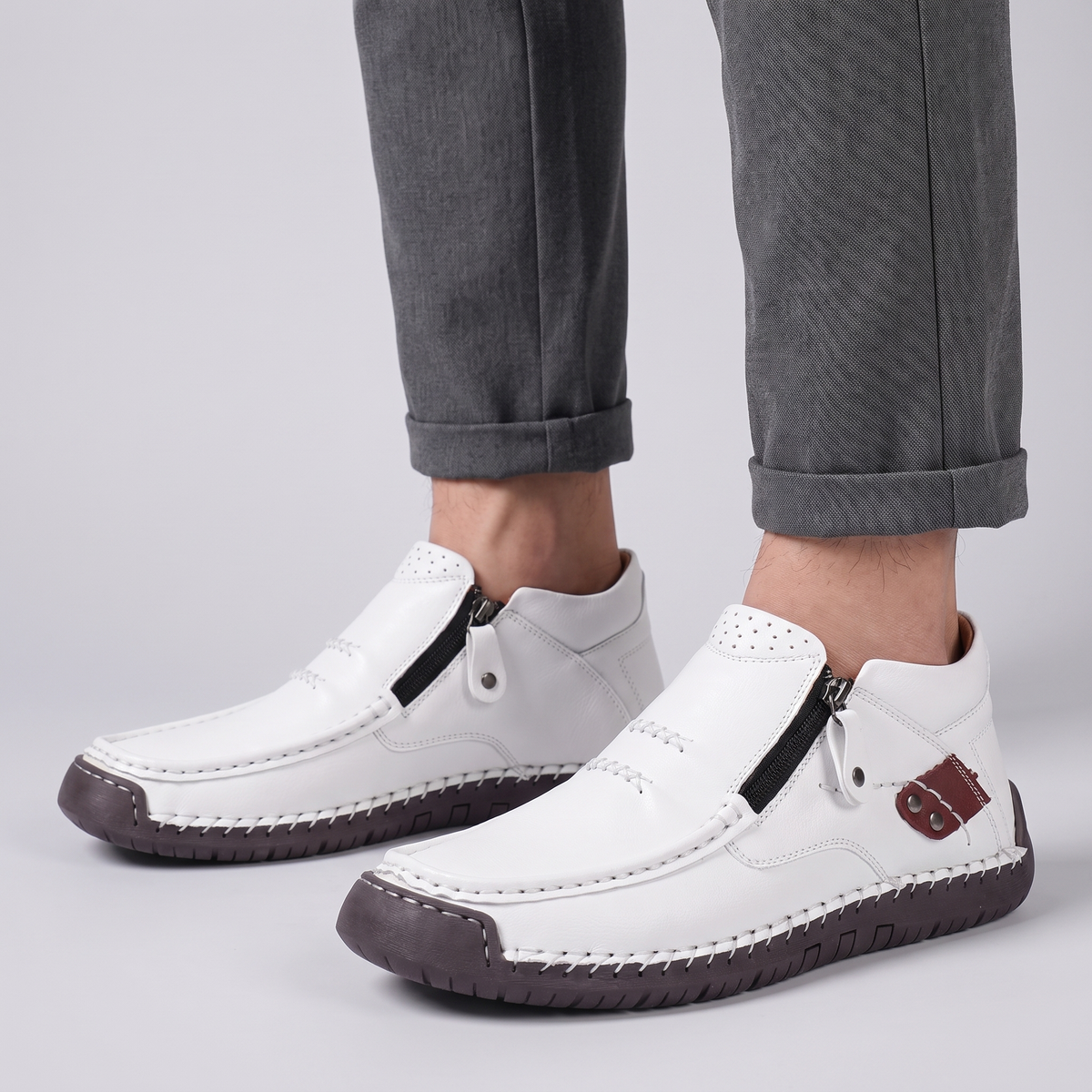 WIDE FIT LEATHER WALKING BOOTS