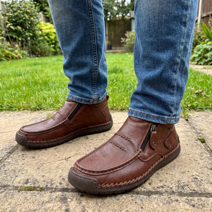 WIDE FIT LEATHER WALKING BOOTS