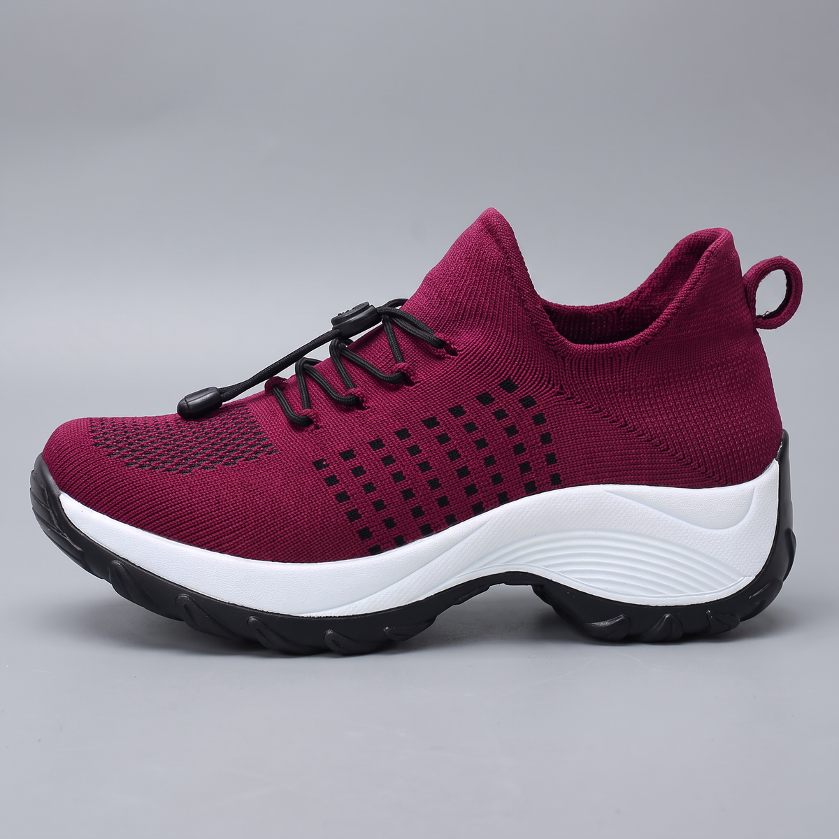 QUICK LACE SUPPORT TRAINERS