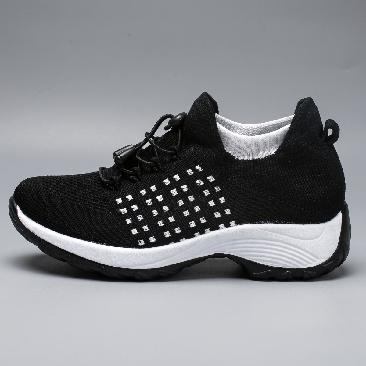QUICK LACE SUPPORT TRAINERS