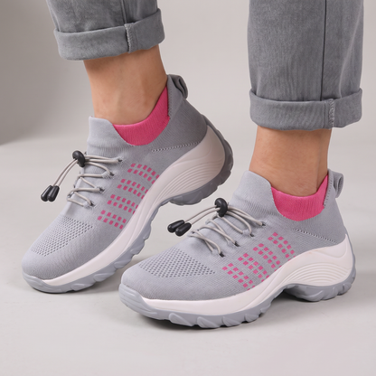 QUICK LACE SUPPORT TRAINERS