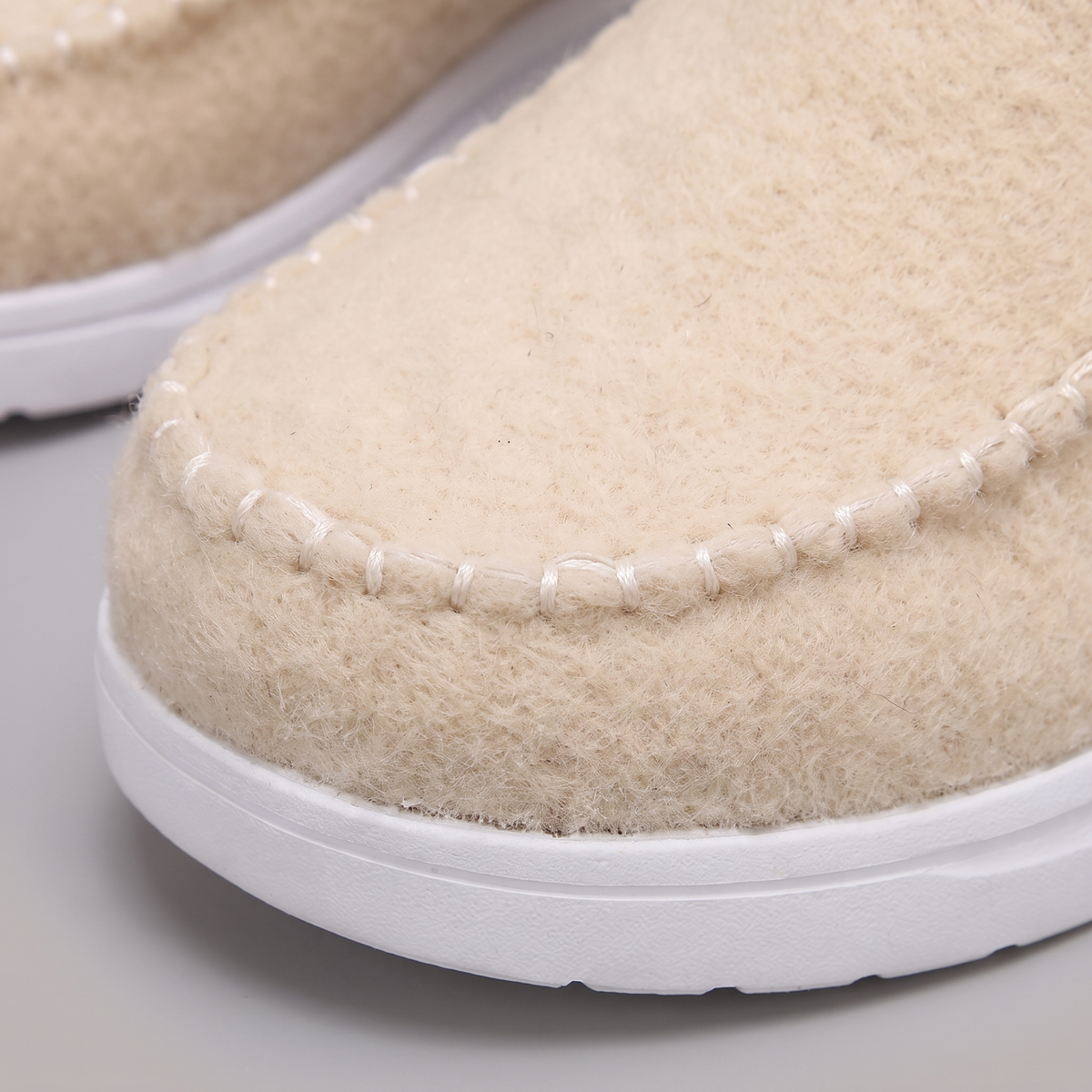 STITCHED WINTER SLIP-ON BOOTS
