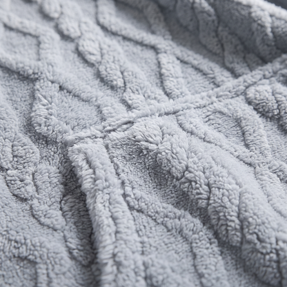 RAISED CABLE HOODED JUMPER