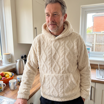 RAISED CABLE HOODED JUMPER