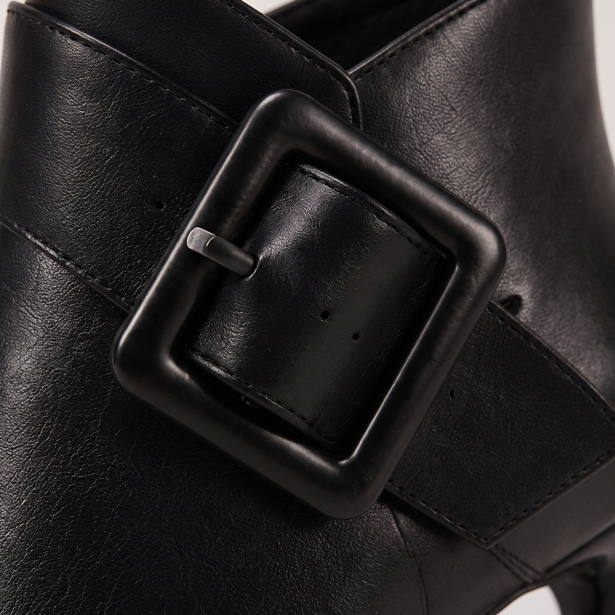 BUCKLE STRAP POINTED ANKLE BOOTS