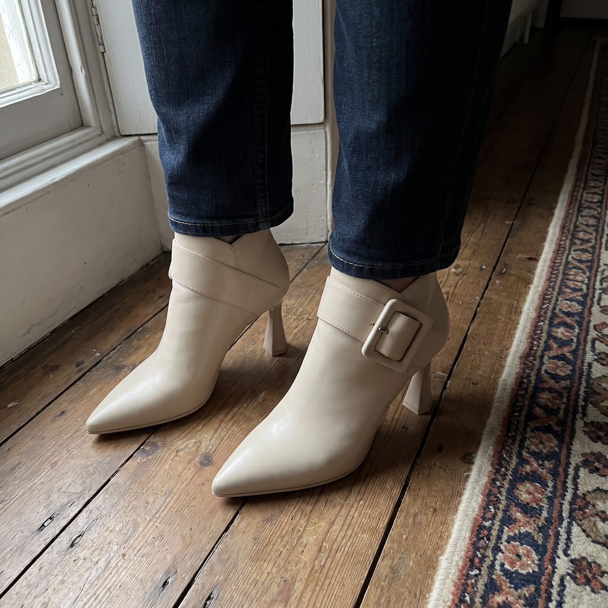 BUCKLE STRAP POINTED ANKLE BOOTS