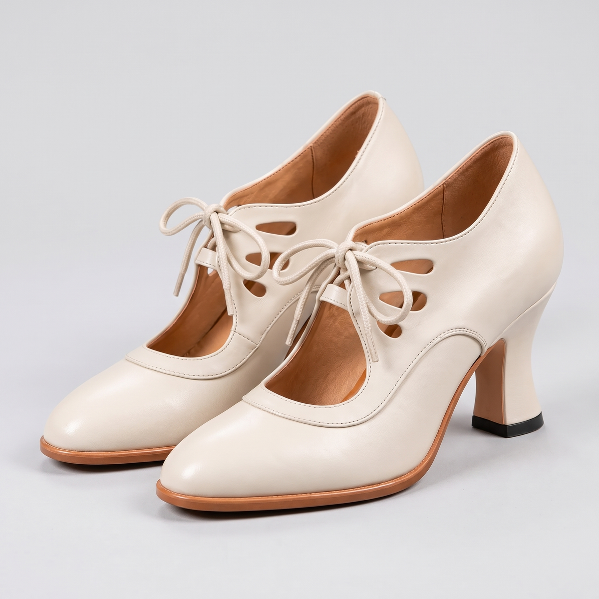 LACE-UP CUTOUT COURT SHOES