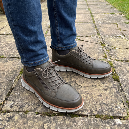 DUAL FASTEN WALKING TRAINERS