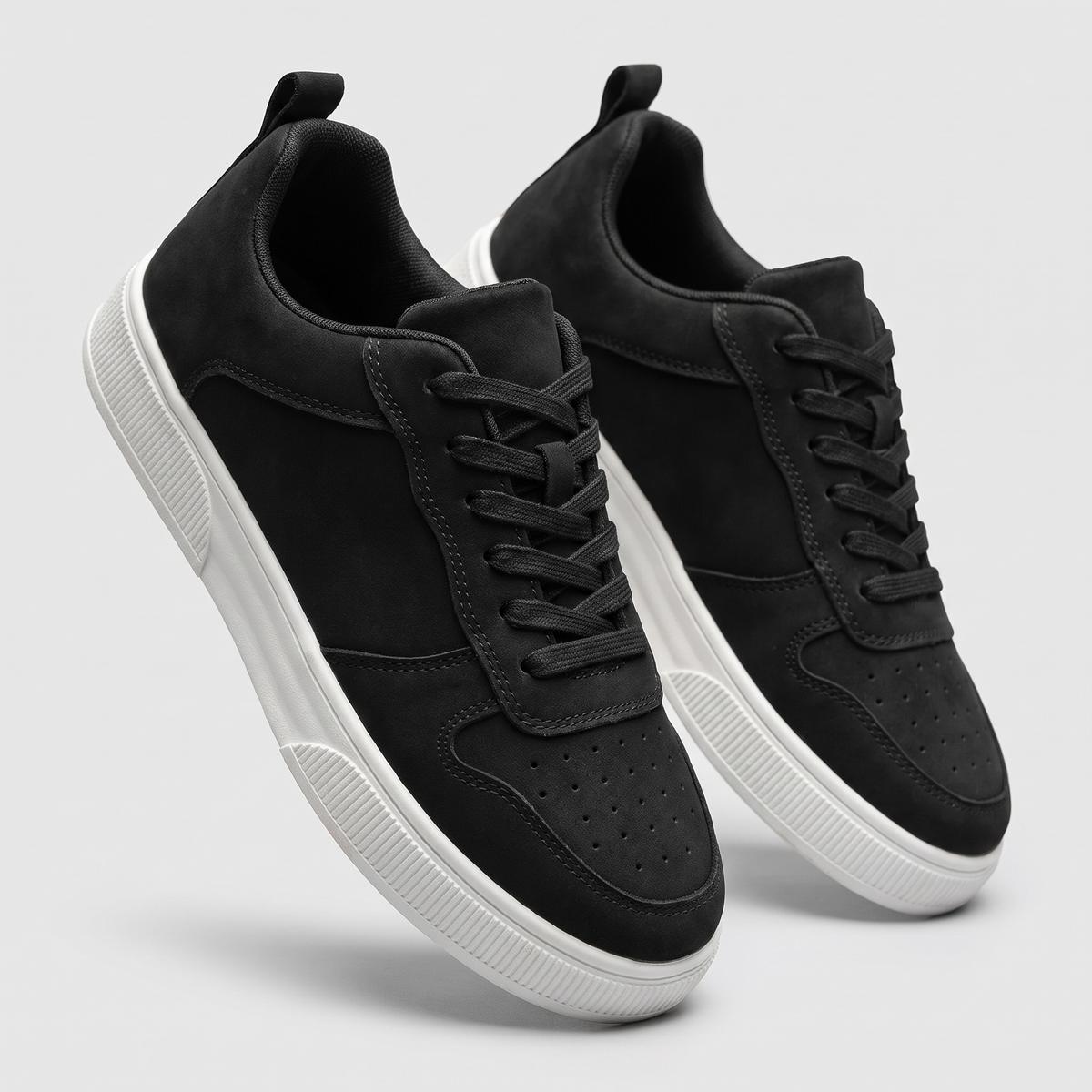 PANELLED COURT TRAINERS