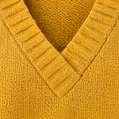 DEEP V-NECK KNIT JUMPER