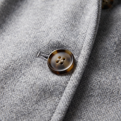 SHAPED SEAM WALKING COAT
