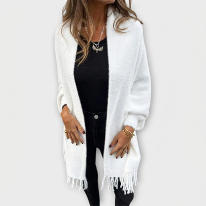 FERNLEIGH KNITTED FRINGE WRAP