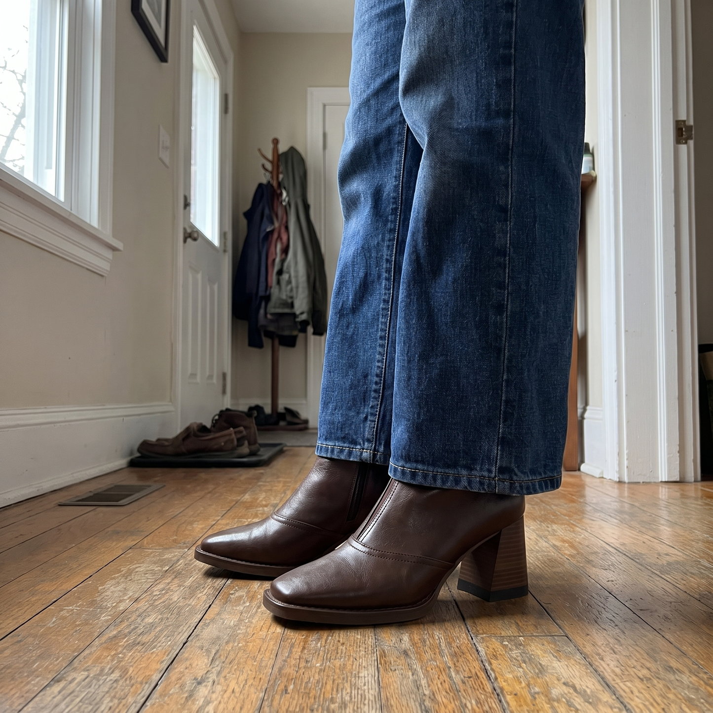 WHITNEY LEATHER ANKLE BOOTS