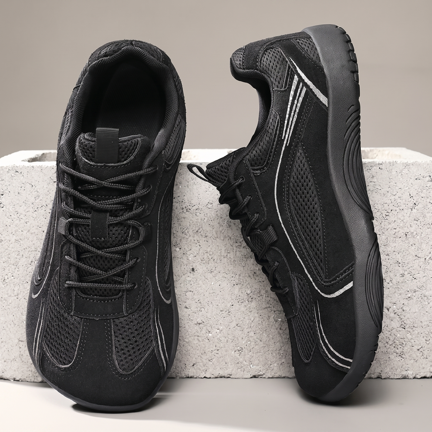 TAVISTOCK MINIMALIST TRAINERS
