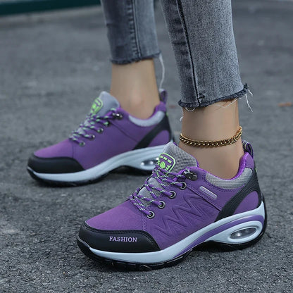 RESPONSIVE HEEL WALKING SHOES