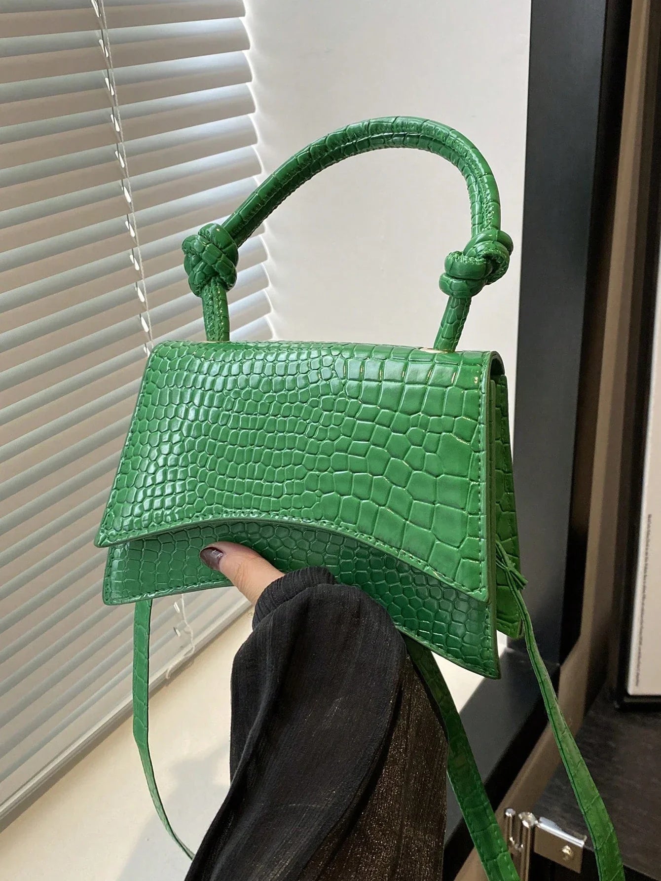 LUMI LUXE KNOT BAG
