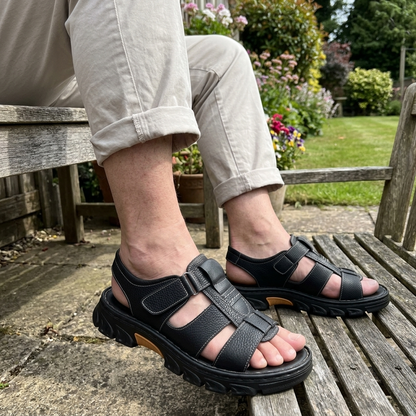 SELKIRK ADJUSTABLE WALKING SANDALS