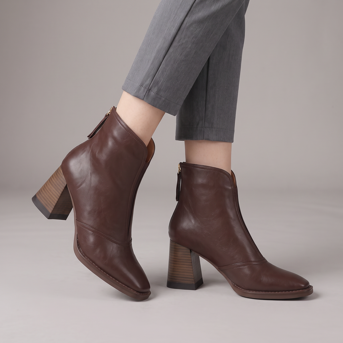 FRONT ZIP BLOCK HEEL BOOTS