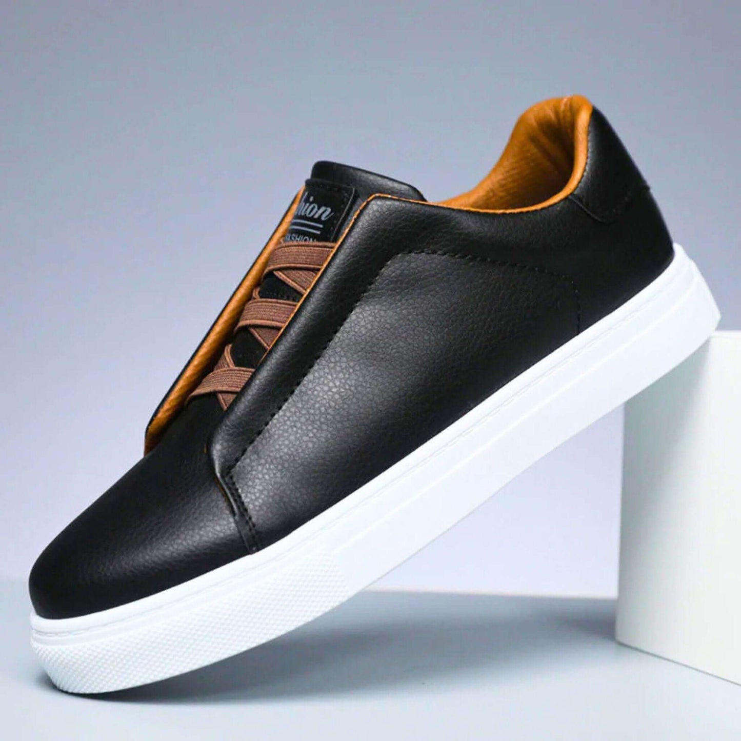 THE LORENZO SNEAKER